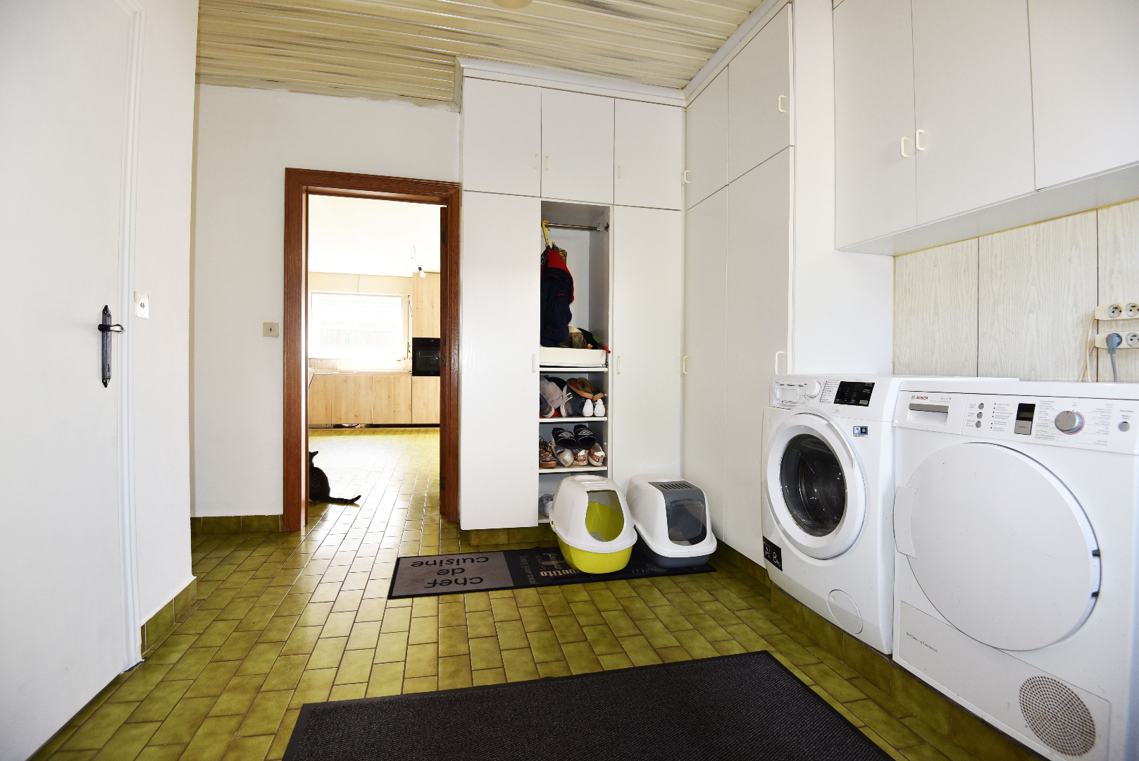 Verder af te werken gezinswoning  4 slpks rustig gelegen te Adegem 