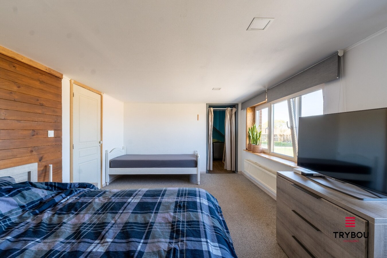 Instapklare woning met 2 slaapkamers, garage en tuin 