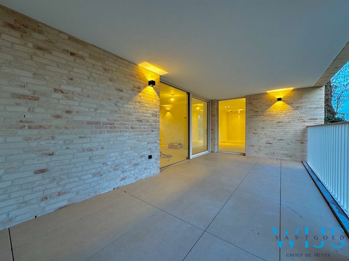 Prachtig nieuwbouwappartement met twee terrassen in centrum Wachtebeke! 