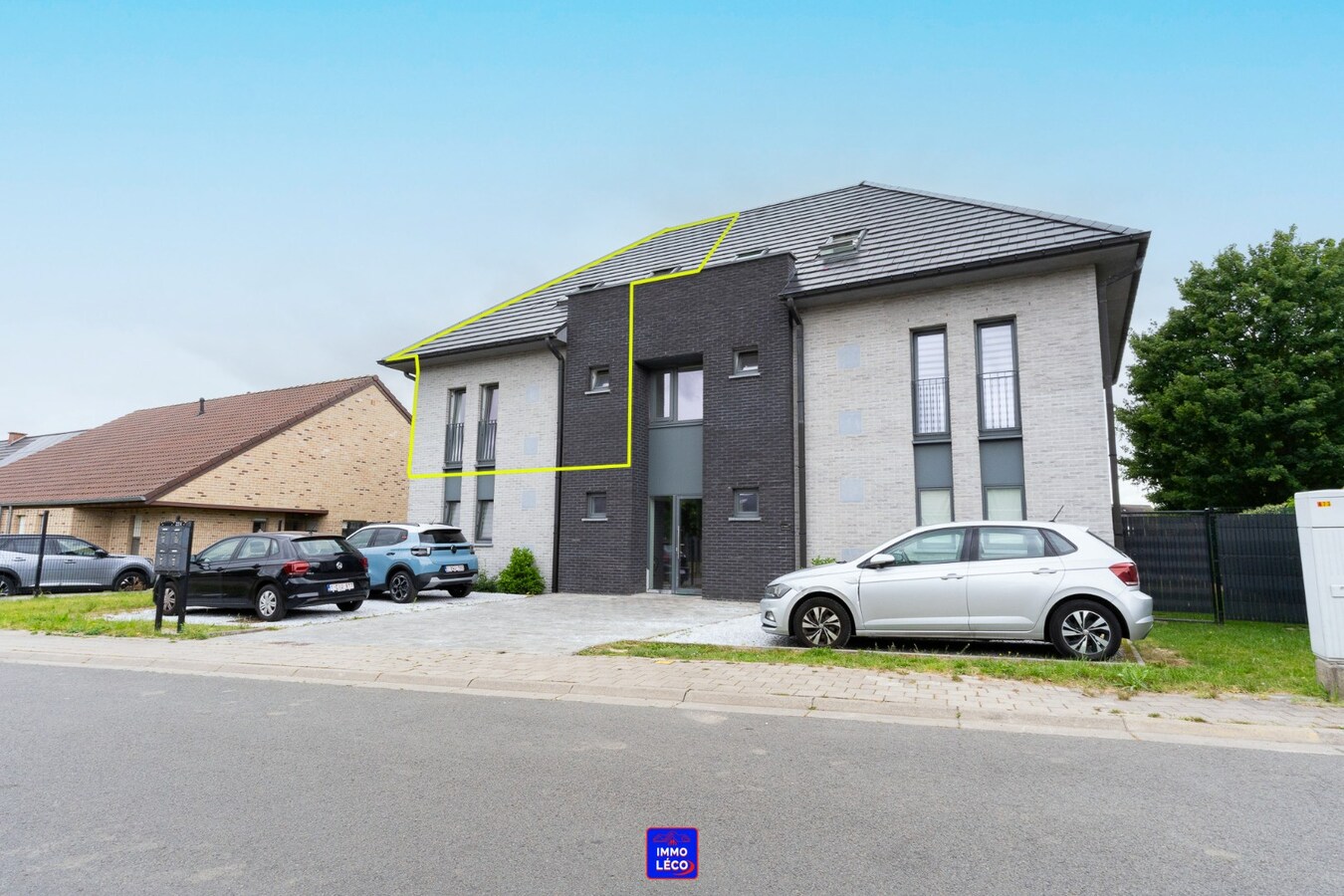Appartement récent "DUPLEX" 3 chambres, terrasse et parking ! TOP SECTEUR ! 