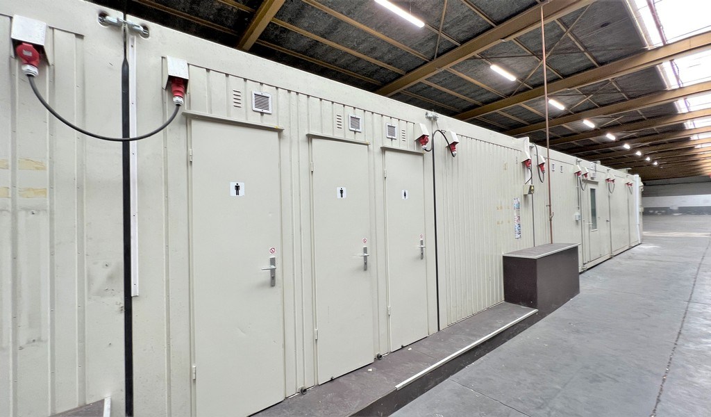 Magazijnen te huur vlakbij afrit E17 in Sint-Niklaas