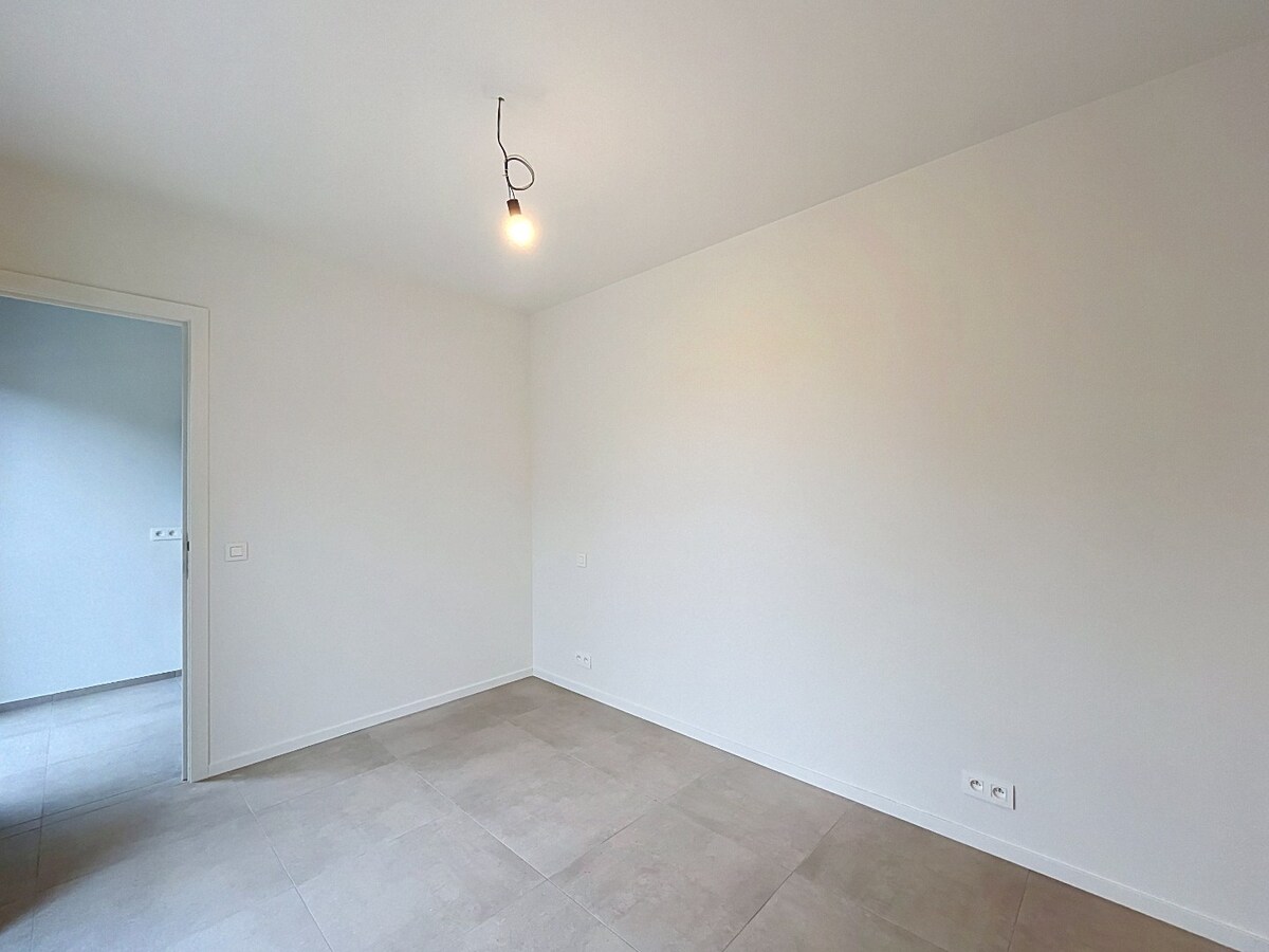 Nieuwbouwappartement met twee terrassen te Brugge! 