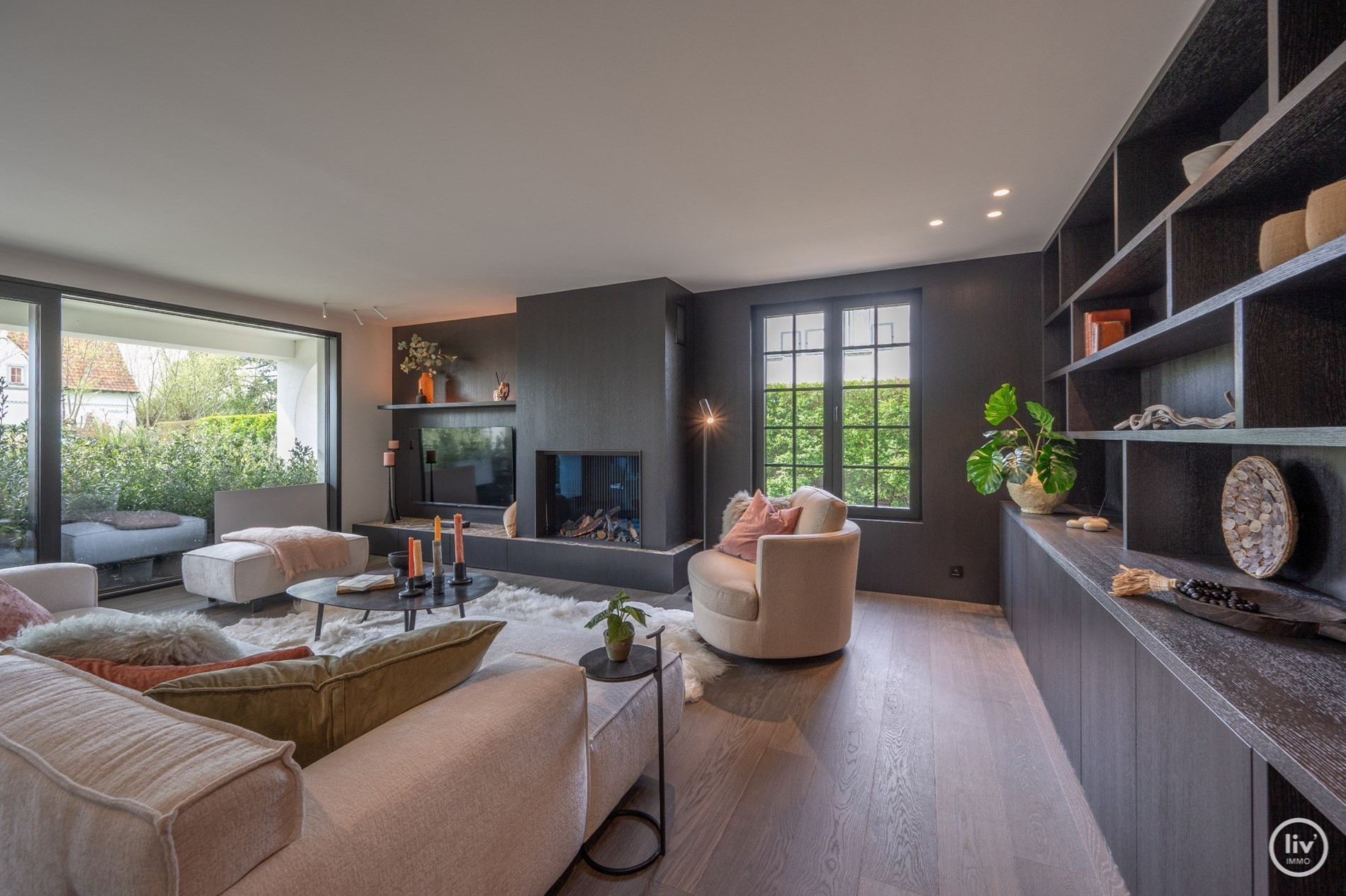 Belle villa individuelle, située au calme en bordure du Zoute, actuellement en rénovation. 