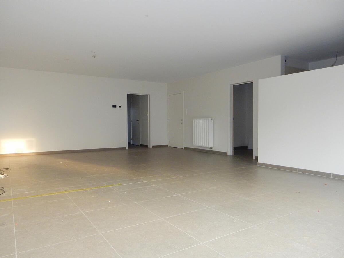 Modern gelijkvloers appartement met 2 slaapkamers 