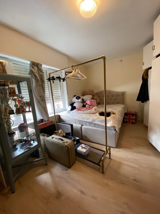 Te huur Handzame: woning met 4 slaapkamers en garage 