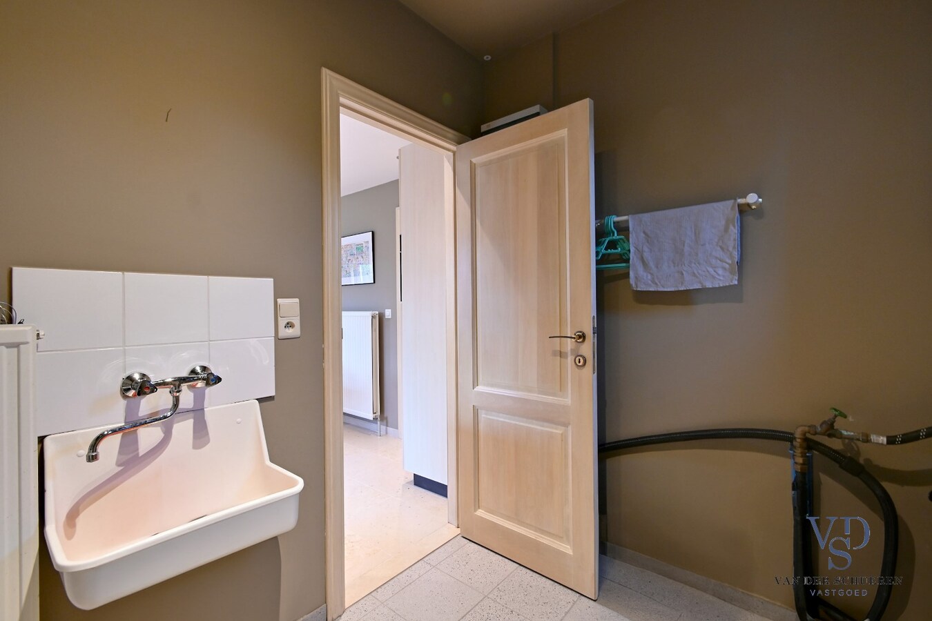 Tijdloze bungalow in rustige, residentiële verkaveling 