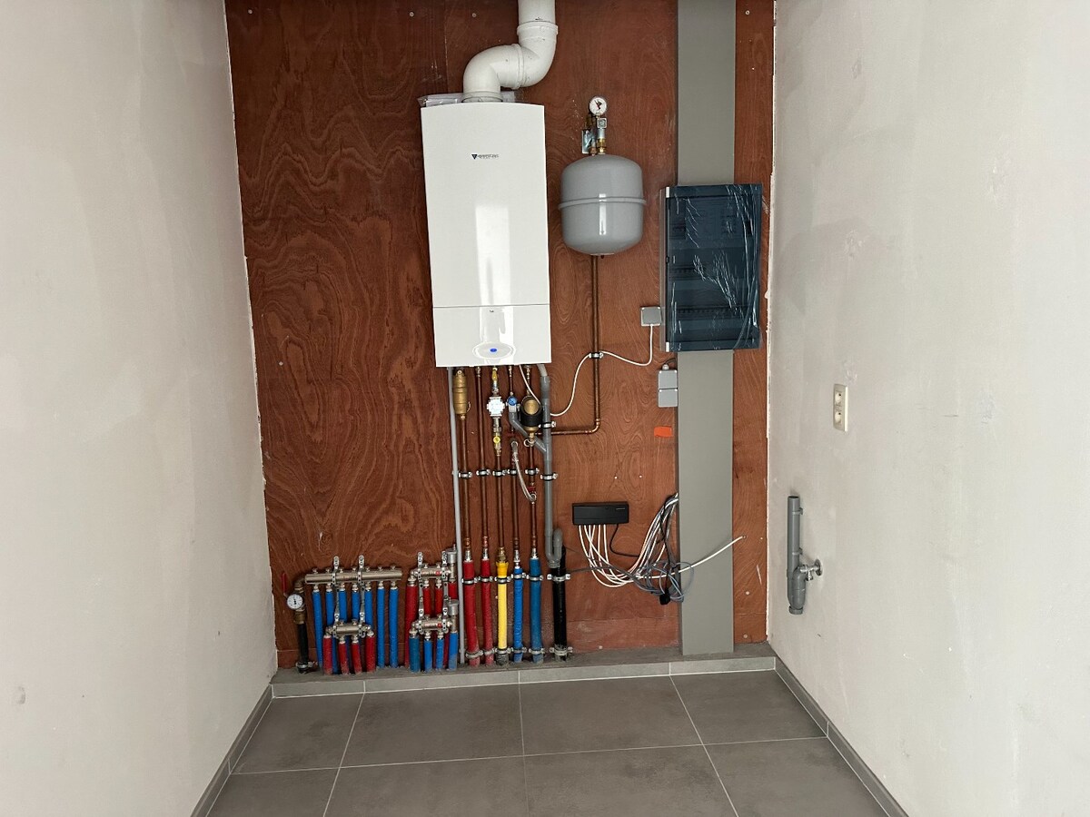 Verrassend ruime nieuwbouwwoning met garage 