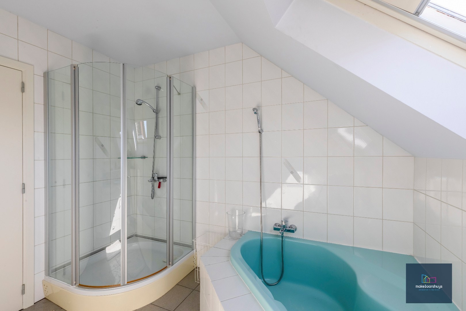 Ruime open bebouwing op een gunstige ligging te Drongen 