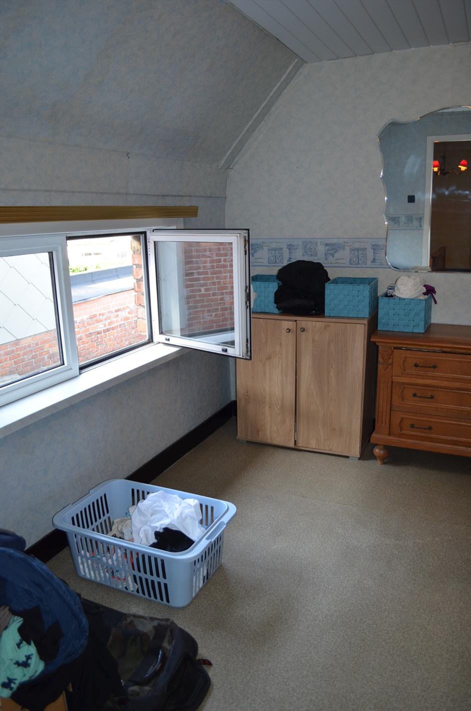 Grondig te renoveren woning op 350m² rustig gelegen nabij centrum Maldegem 