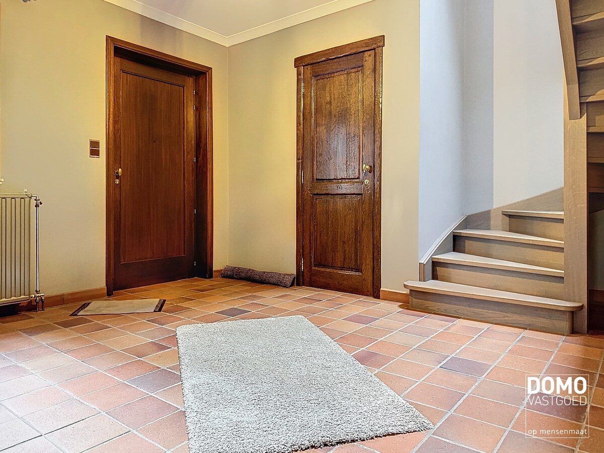 Authentieke open bebouwing met uniek uitzicht en dit in een groene omgeving. 