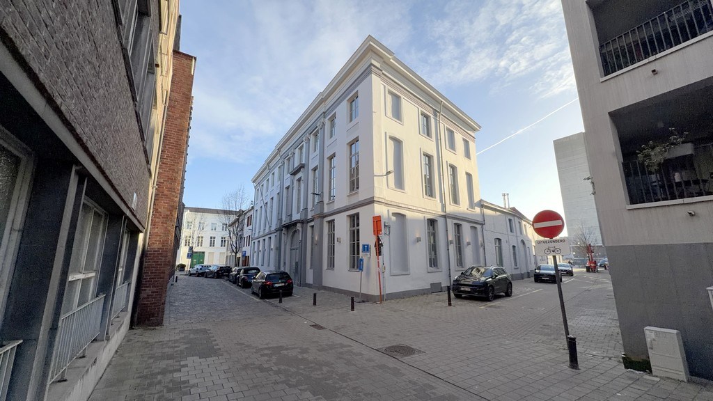 Charmante kantoren te huur in het Gildepand te Gent-centrum