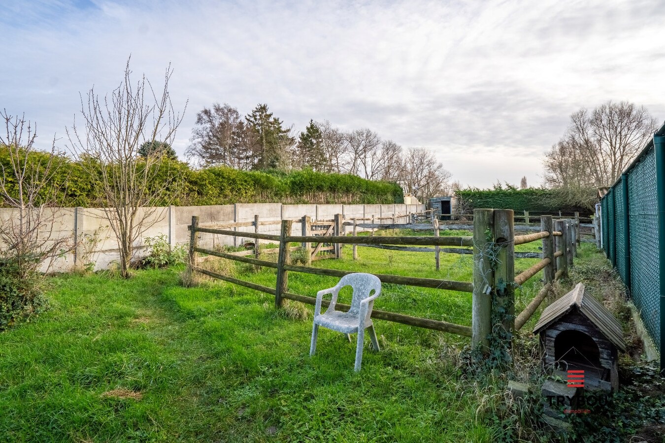 Alleenstaande, kloeke woning met veel potentieel - Jonkershove 