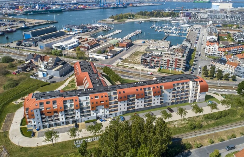 TOPPRIJS !!! Aantrekkelijke vastgoedbelegging aan de Belgische kust! 