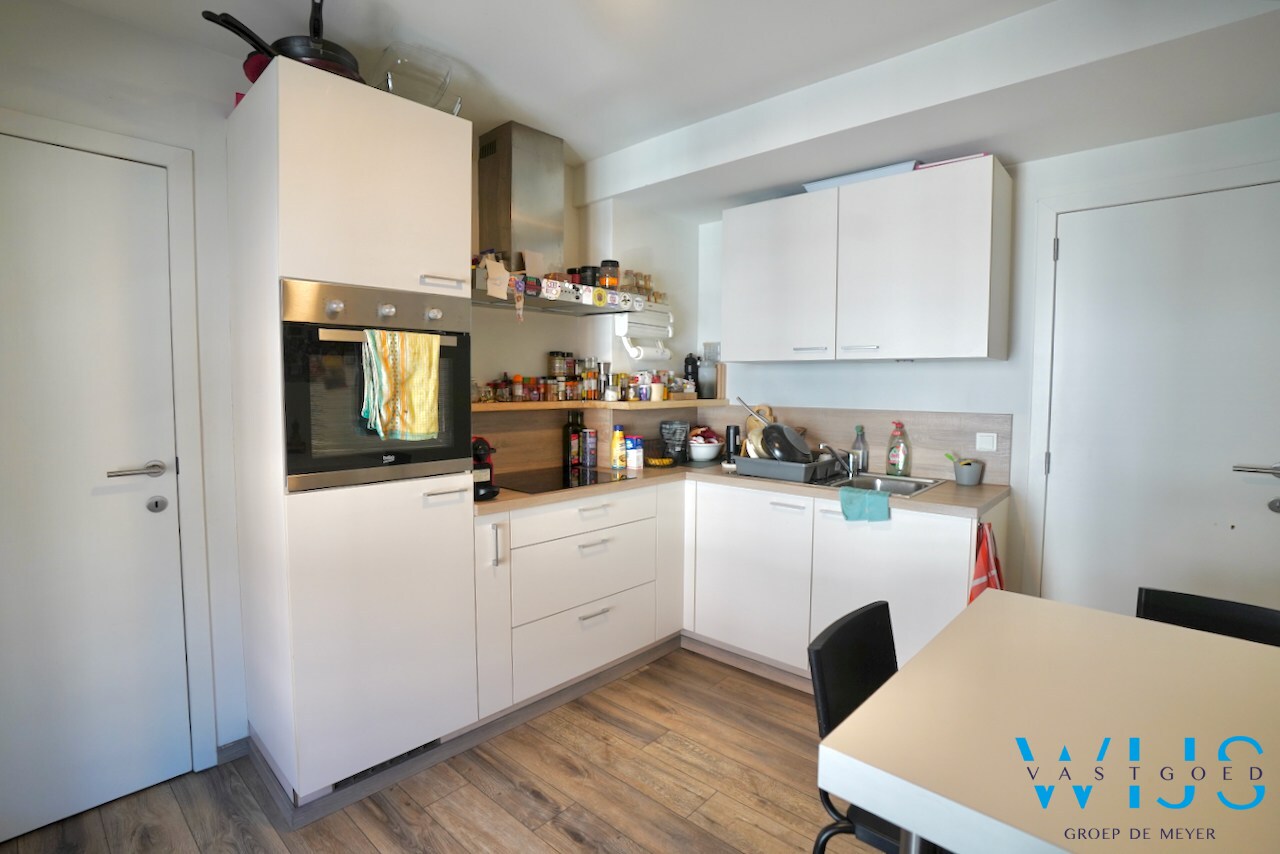 Instapklaar 3 slaapkamerappartement in hartje ASSENEDE! 