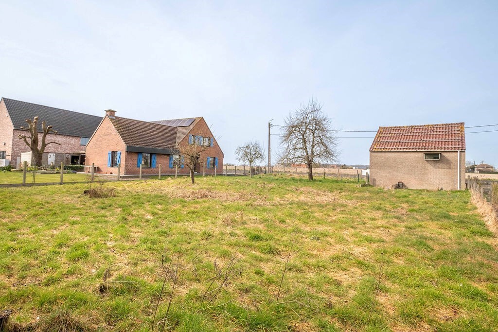 Bouwgrond in rustige en groene omgeving te Bovekerke (Koekelare) 