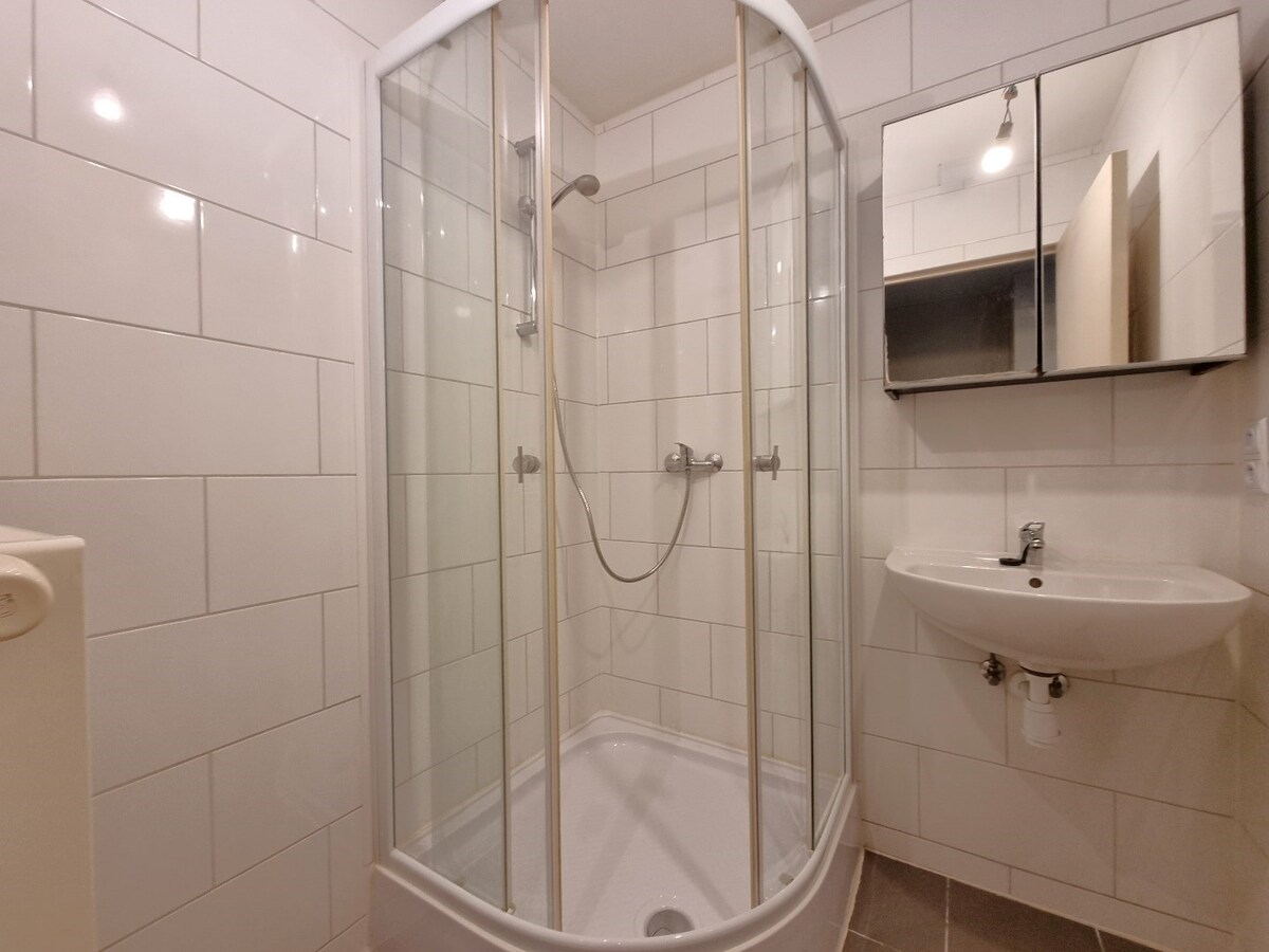 Goed gelegen, lichtrijk en ruim appartement in een kleinschalige residentie te Heist 