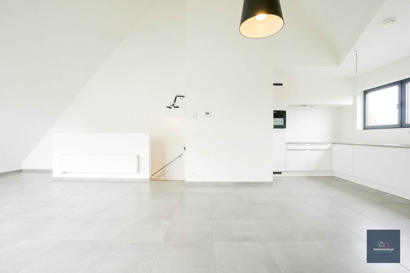 Schitterende duplex met 2 slpk en terras + fietsenberging 