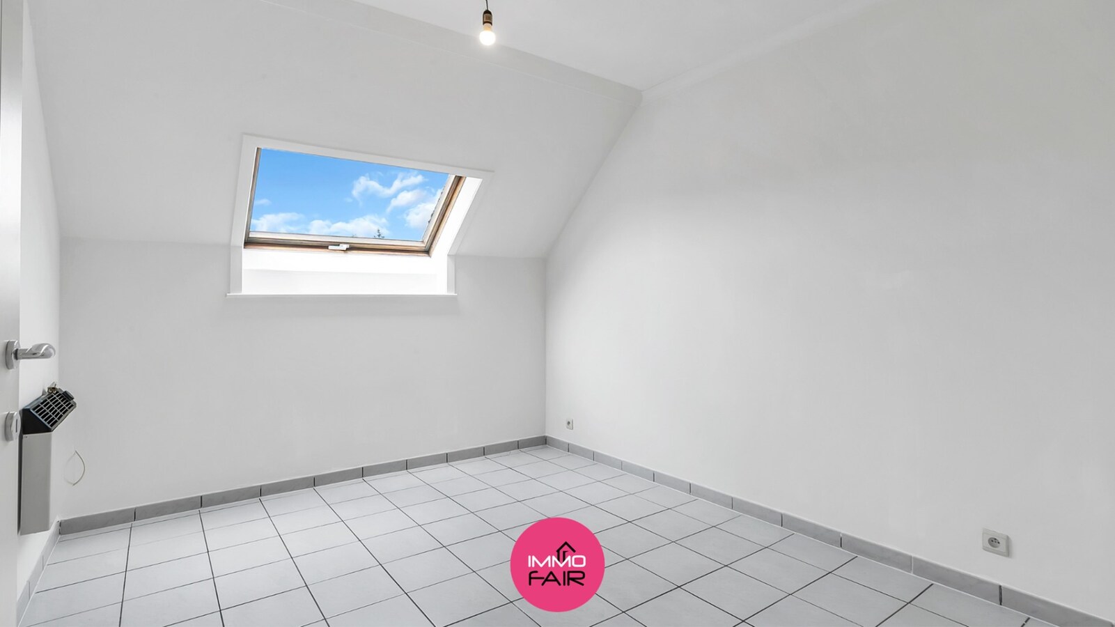 Ruim appartement met polyvalente verdieping 