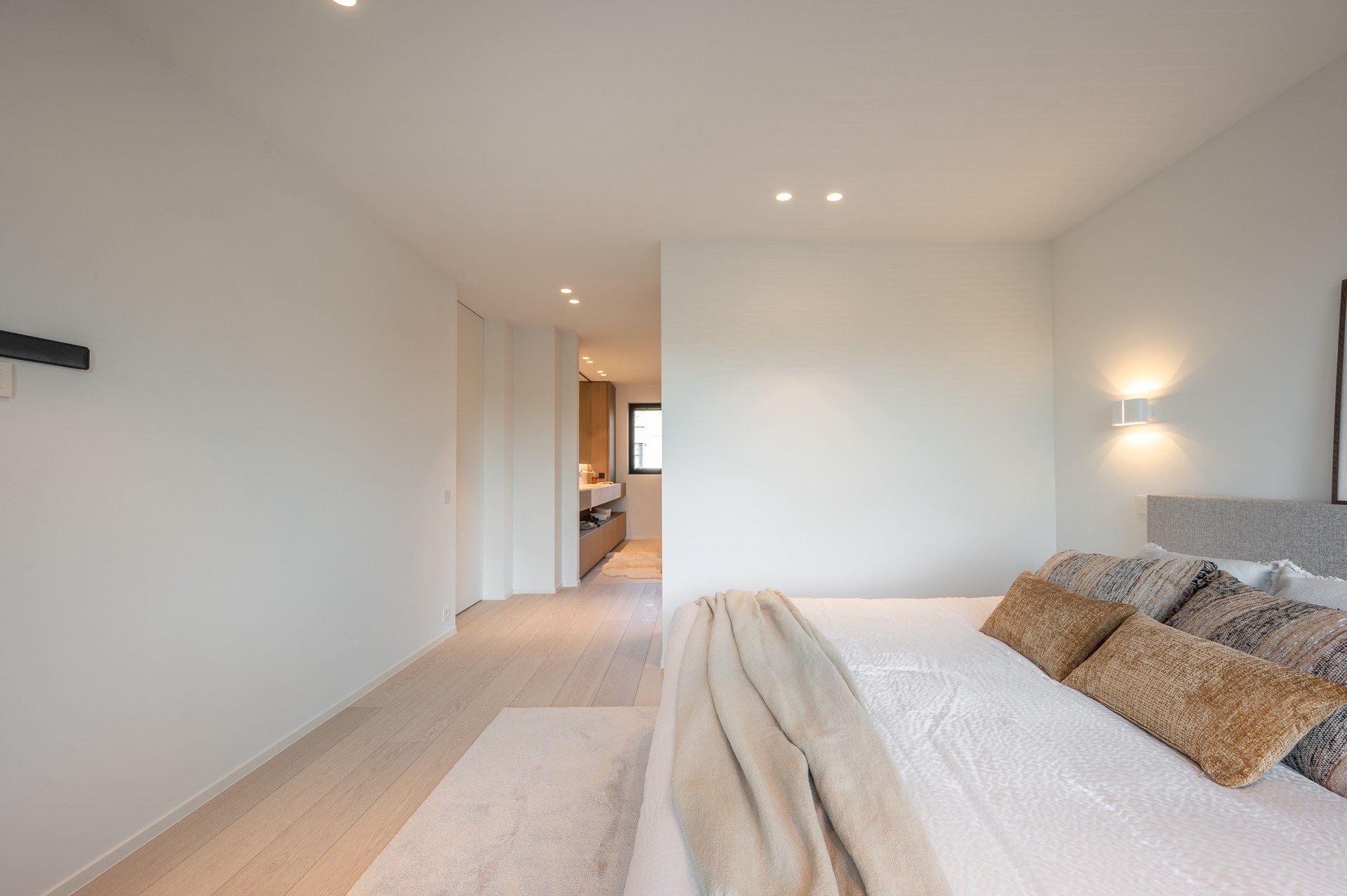 Villa neuve clé en main dans un emplacement de choix calme près du Zegemeer et à distance de marche du centre. 