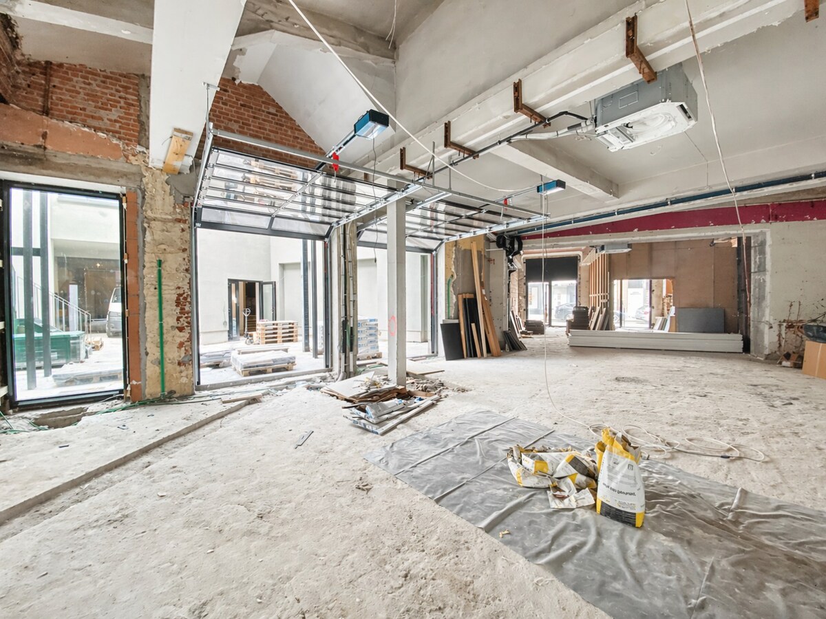 Surface commerciale (+/- 193m²) louée CASCO ! 