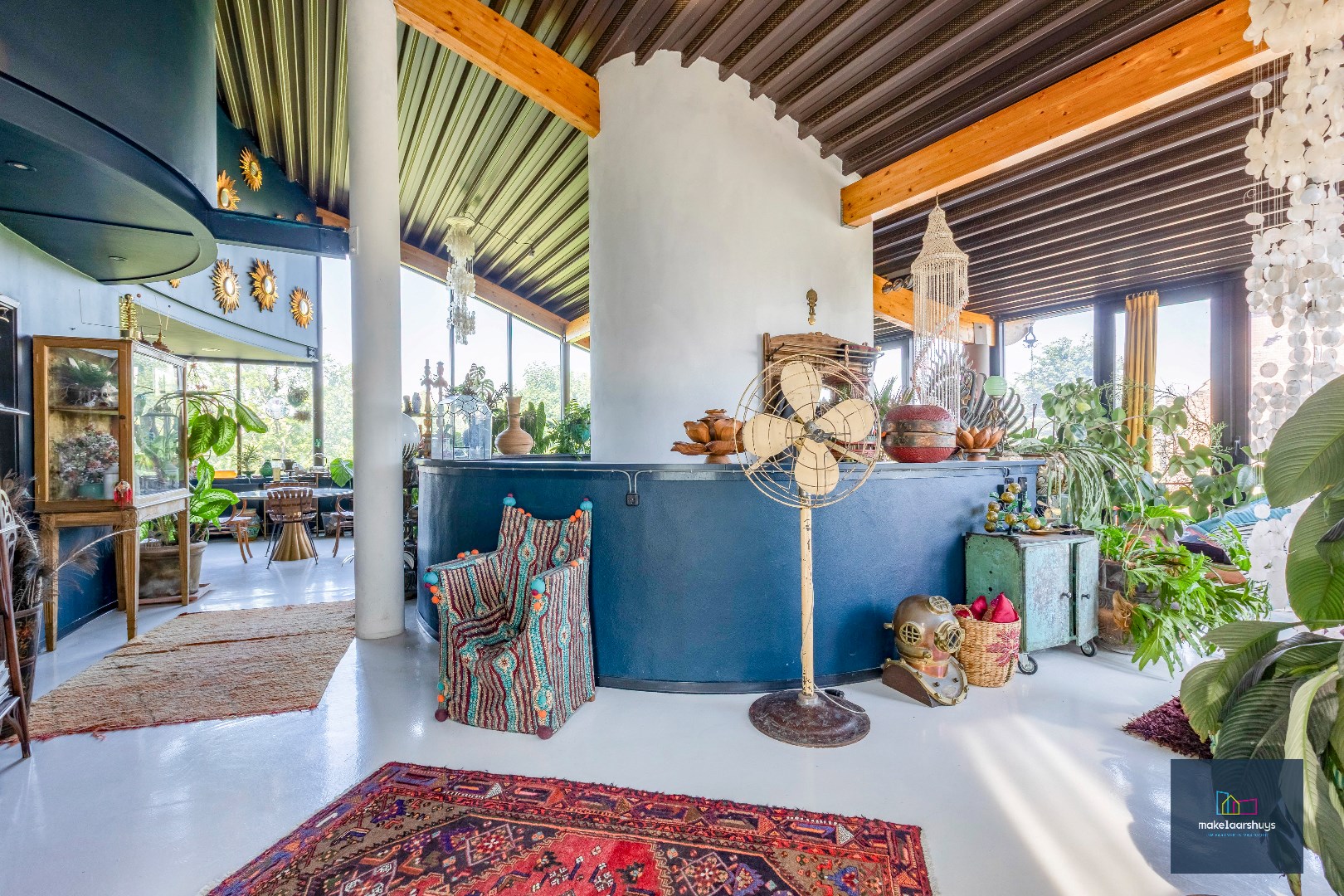 Unieke penthouse met prachtig terras en garagebox te Visserij 