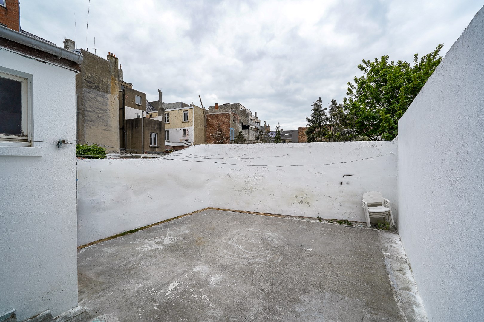 Ruime woning met 5 slaapkamers 