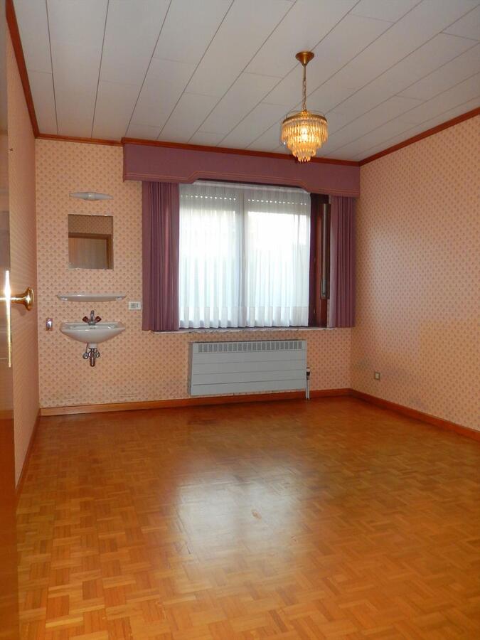 Bungalow met 3 slaapkamers en een zonnige tuin 