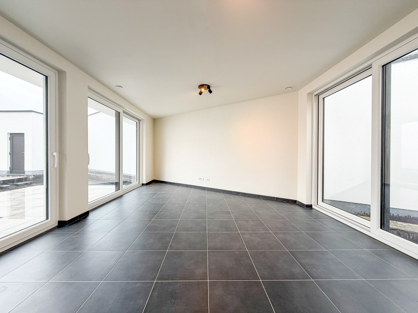 Energiezuinig appartement, nieuwbouw, met 2 slpk en zonneterras, Torhout 