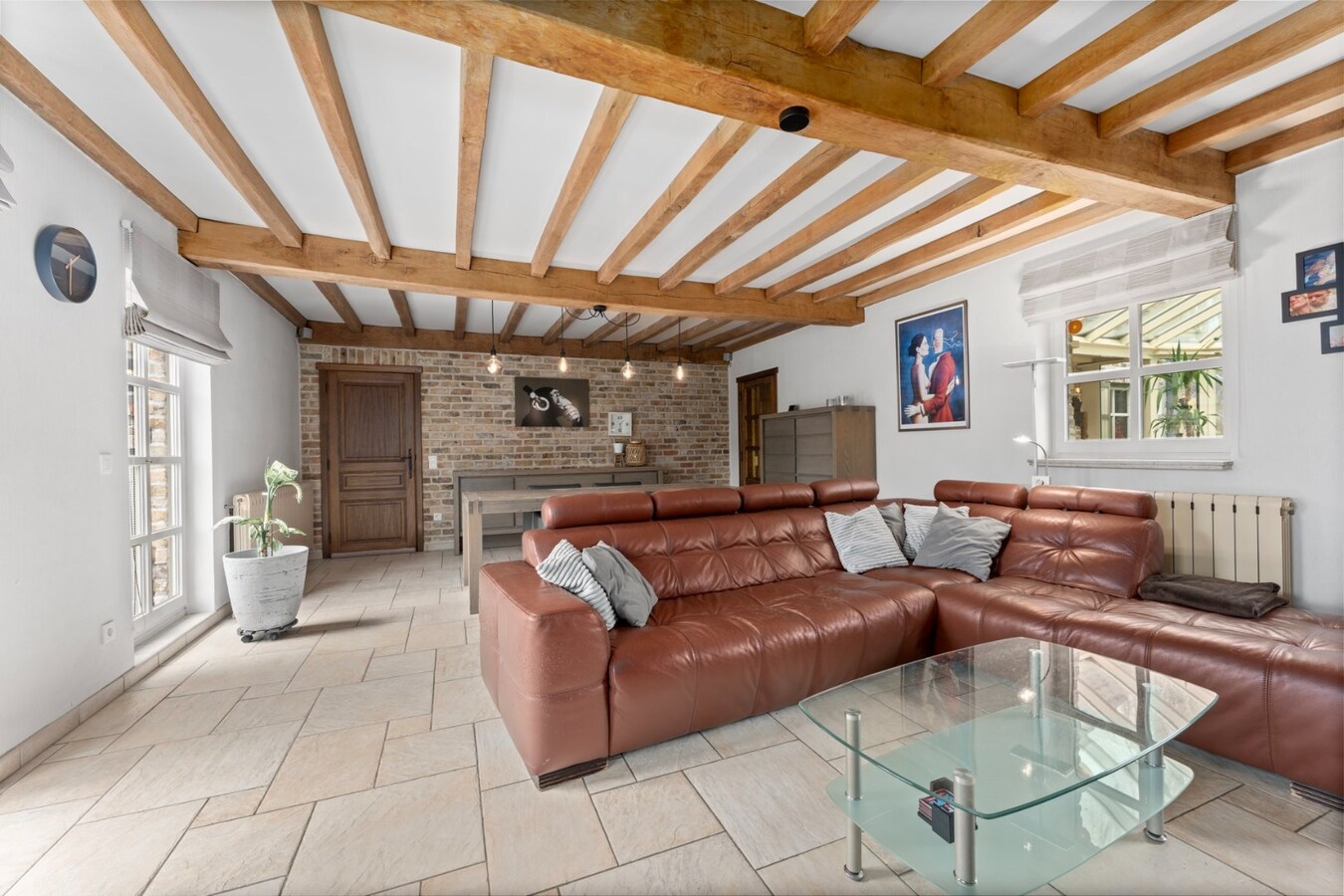 Woning met 4 slaapkamers en grote tuin te Koekelare 