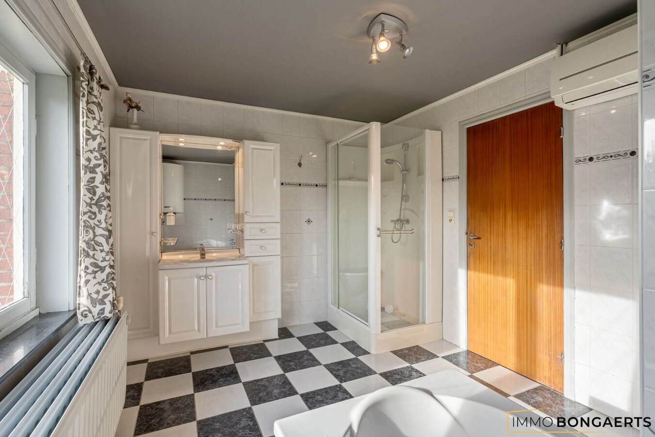 Rustig gelegen woning op een uitzonderlijk perceel 