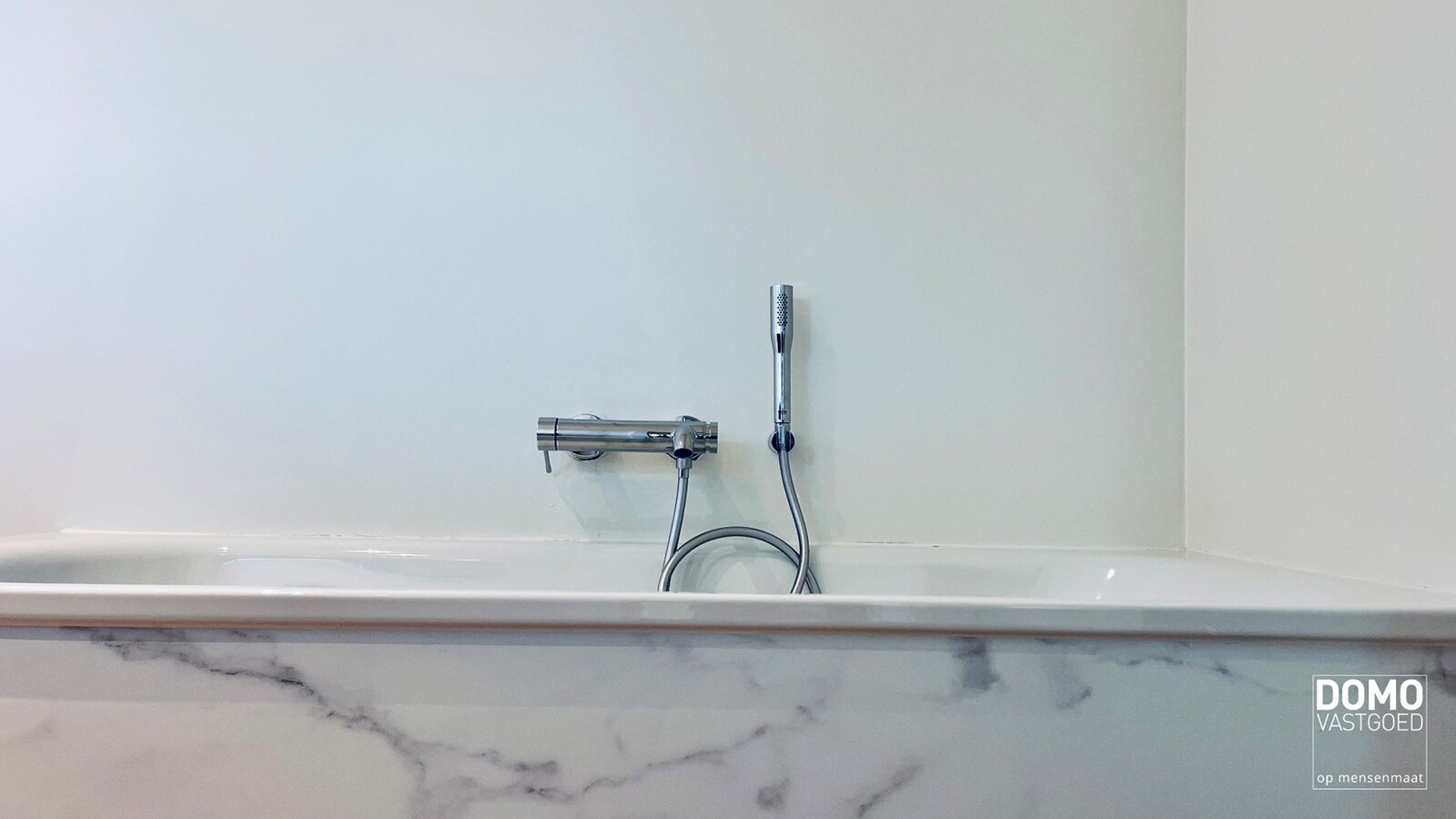 MODERNE EN ENERGIEZUININGE NIEUWBOUWWONING MET 4 SLAAPKAMERS IN LUMMEN 