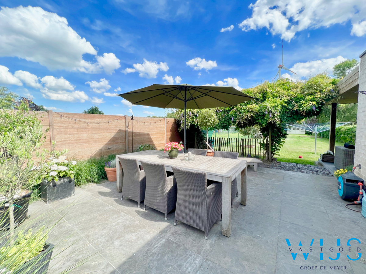 Zeer ruime HOB op een perceel van 934m2 te Evergem ! 