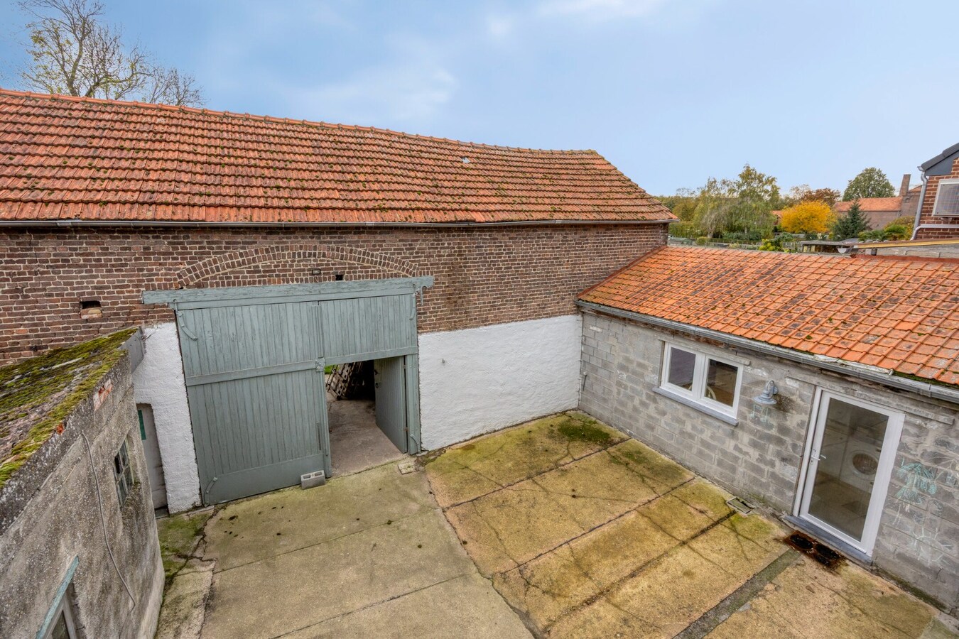 Prachtig gerenoveerde HOEVE te Landen (Neerwinden) 