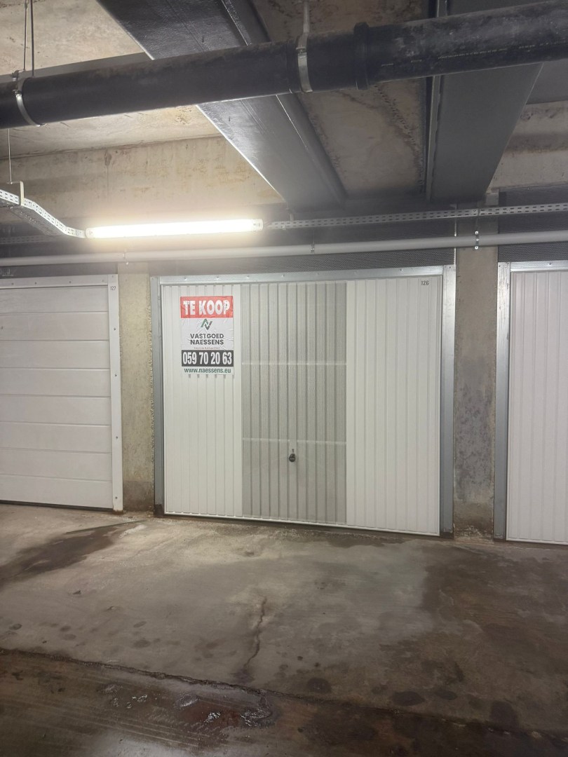GARAGEBOX VLAKBIJ ZEEDIJK 