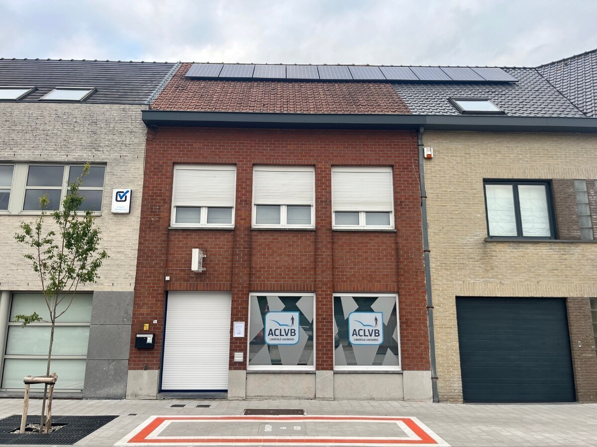 Kantoorruimte in hartje Asper 