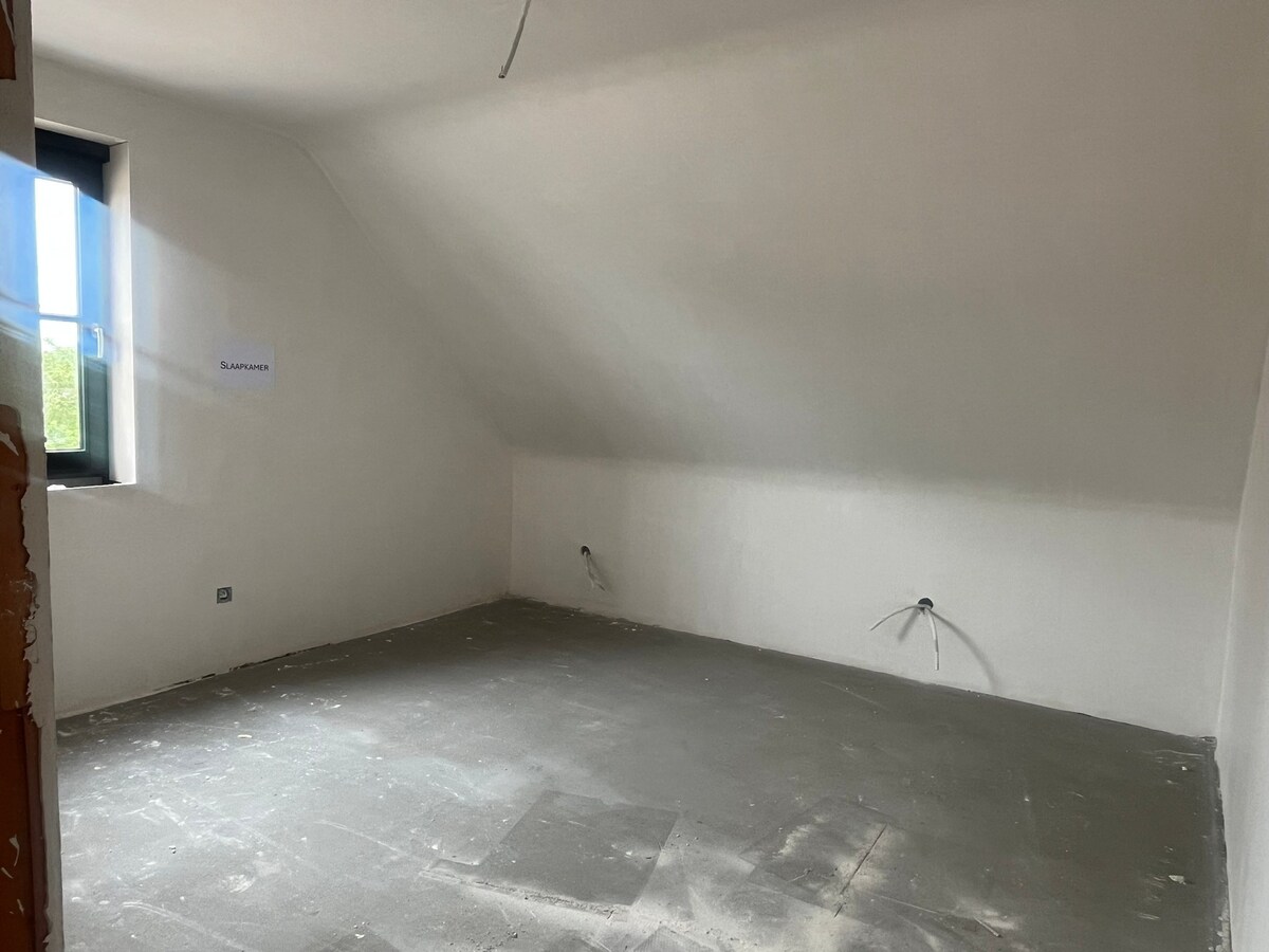 Nieuw duplex appartement met 3 slpks. en terras van 31 m² 