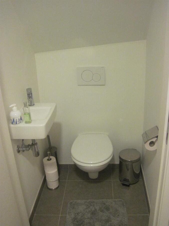 Modern appartement MET TERRAS  - energiezuinig -  nieuw - instapklaar ! 