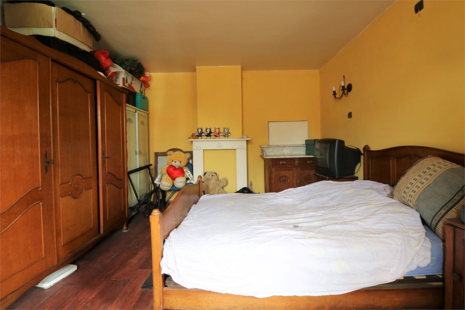 Te renoveren woning met veel mogelijkheden 