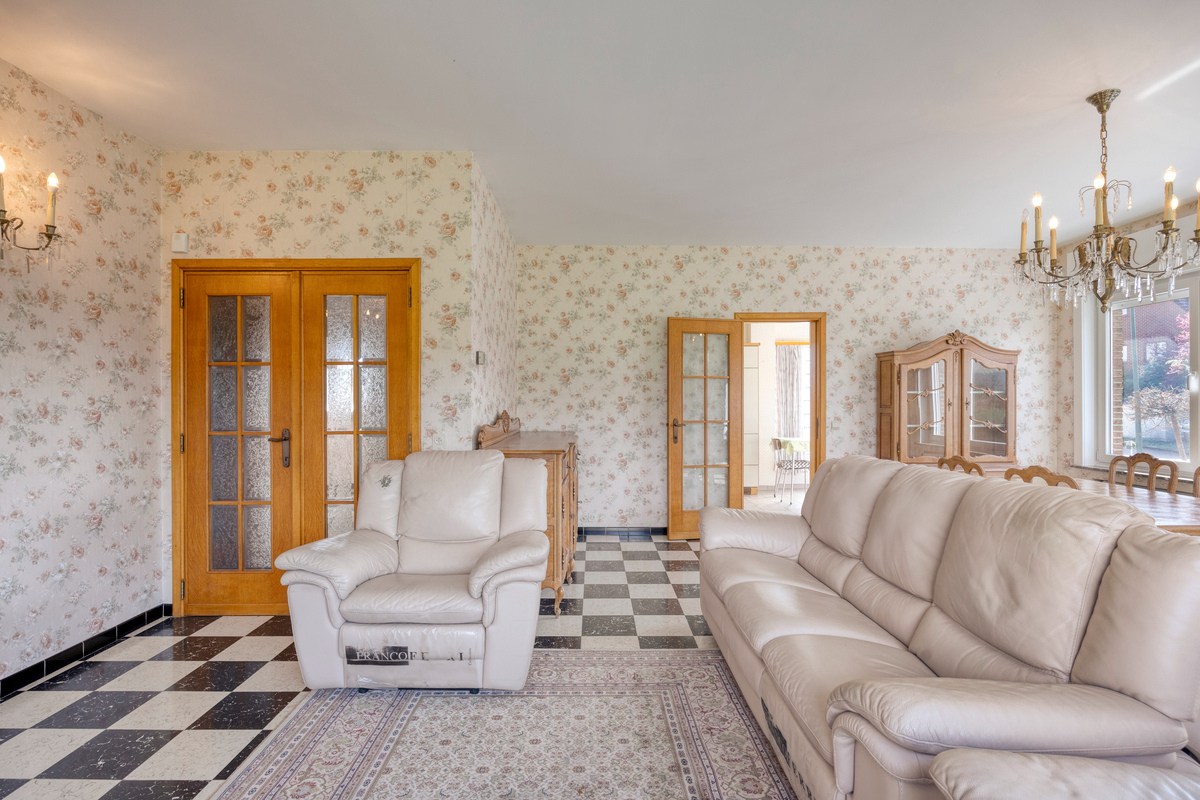 Open bebouwing met 4 slaapkamers tuin met prachtig zicht over de velden en garage in Haasrode op een perceel van 2986m² – EPC 431 kWh/m² - bewoonbare opp. 204 m² 