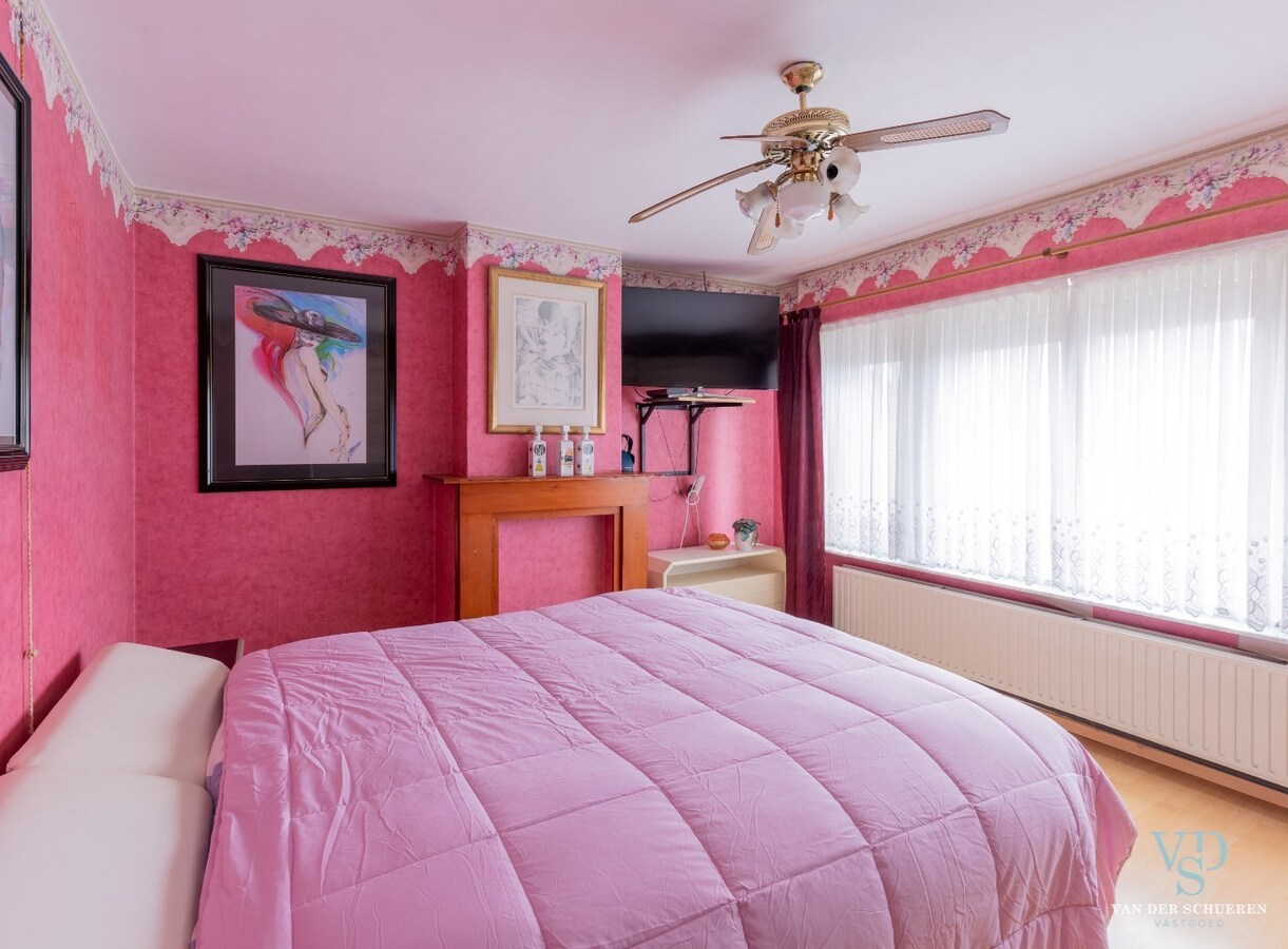 Ruime, gezellige woning met garage én atelier. 