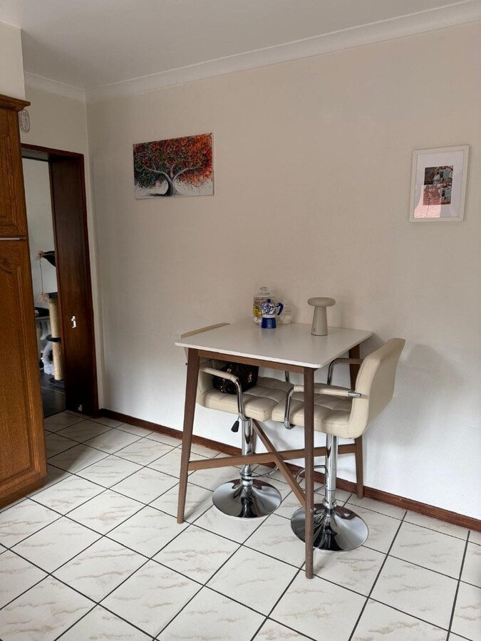 Verzorgde gezinswoning met 3 slaapkamers te huur in Neeroeteren 