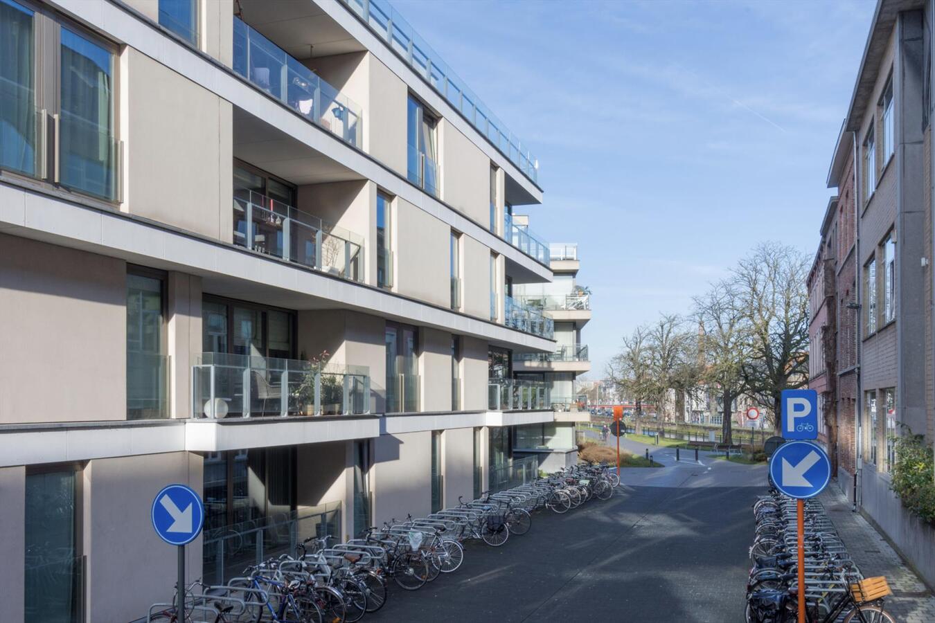 Verkeersluwe straat zonder doorgaand verkeer