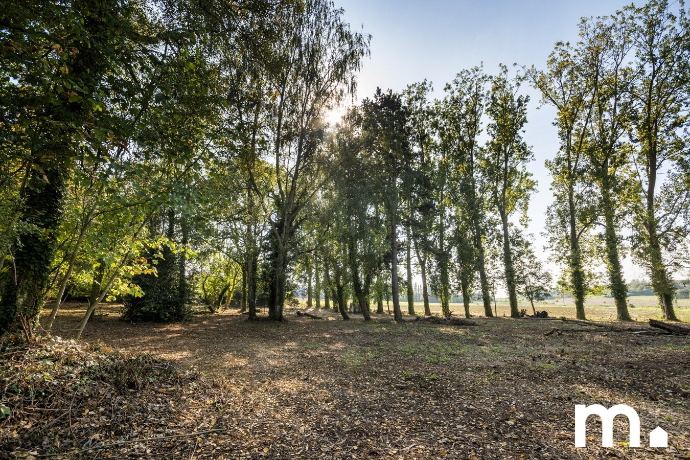 Exclusief bouwperceel (5305 m2 ) met panoramisch verzicht op toplocatie in Kortrijk ! 
