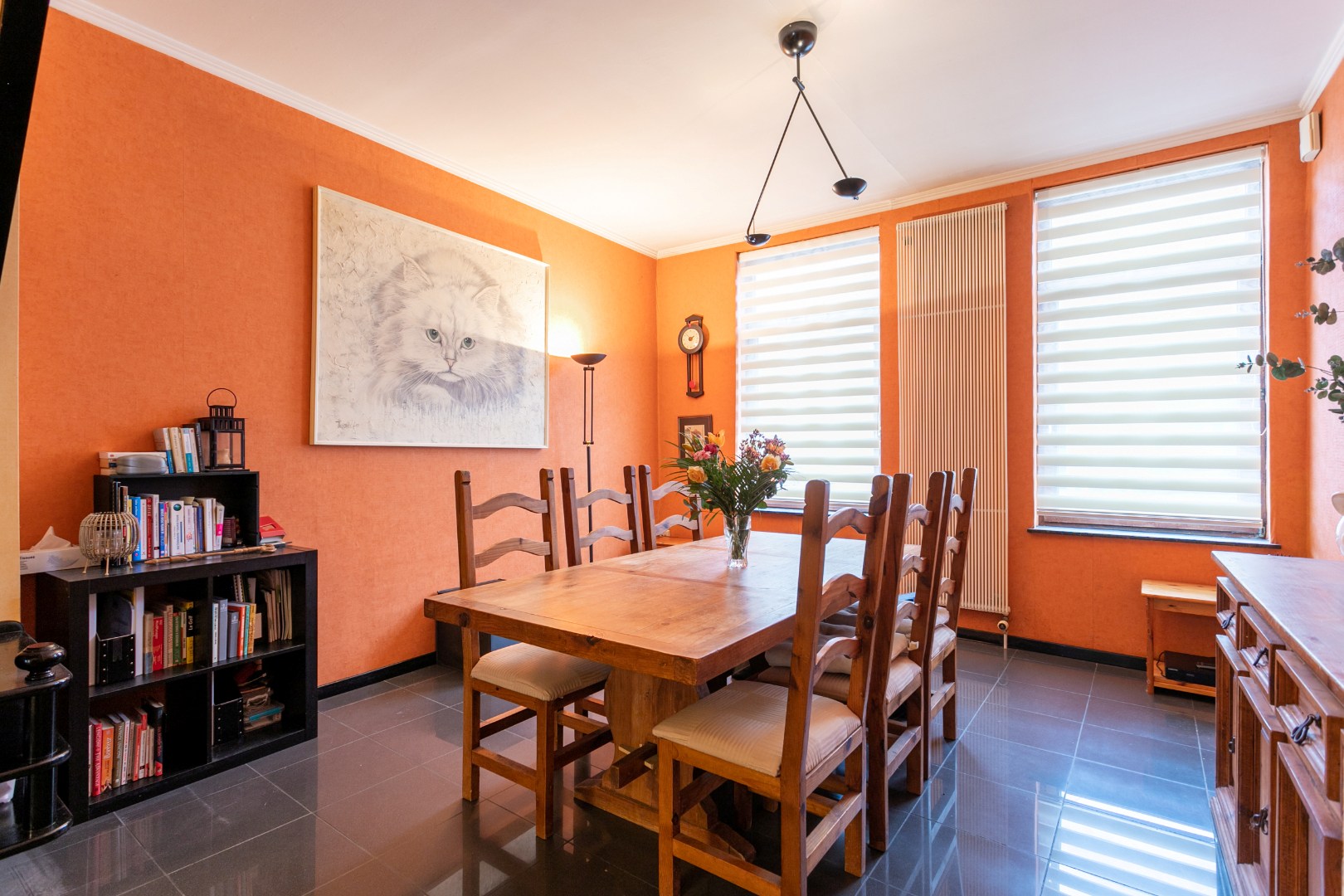 Instapklare woning met 4 slpk te Halle 