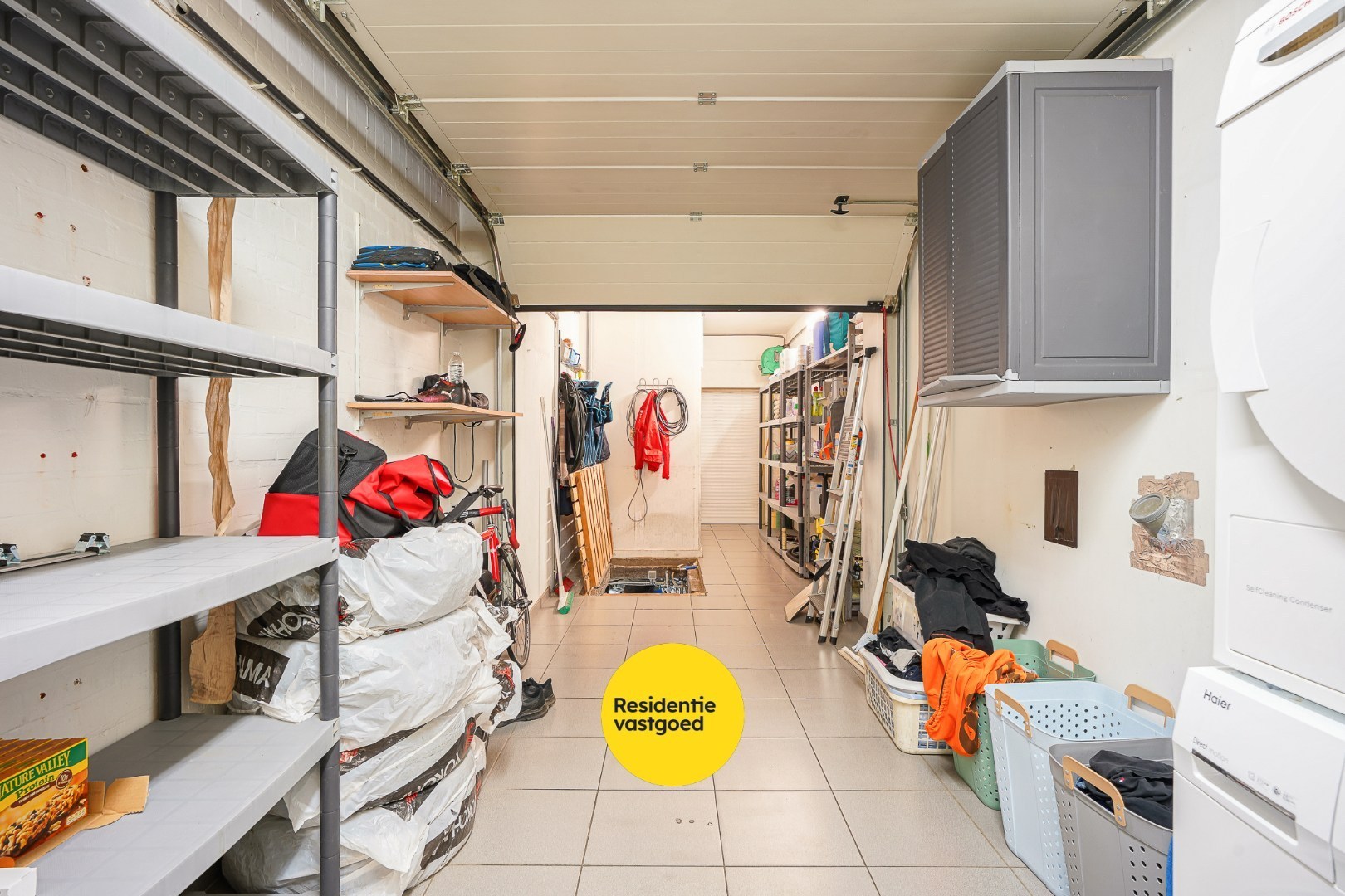Handelswoning op topligging te Aartrijke 