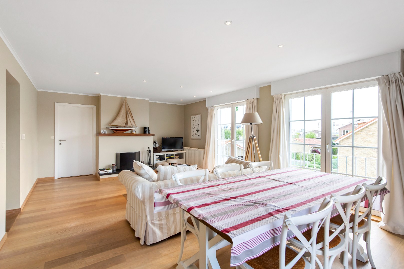 Appartement spacieux et meublé avec 3 chambres 
