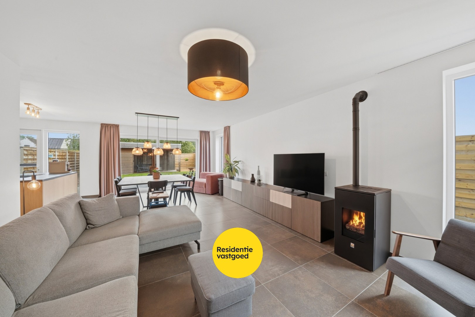 Energiezuinige halfopen nieuwbouwwoning met 4 slaapkamers in Oudenburg 