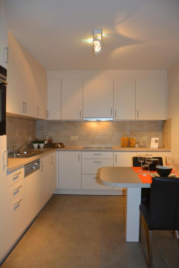 Nieuwbouwproject met zicht op het water 