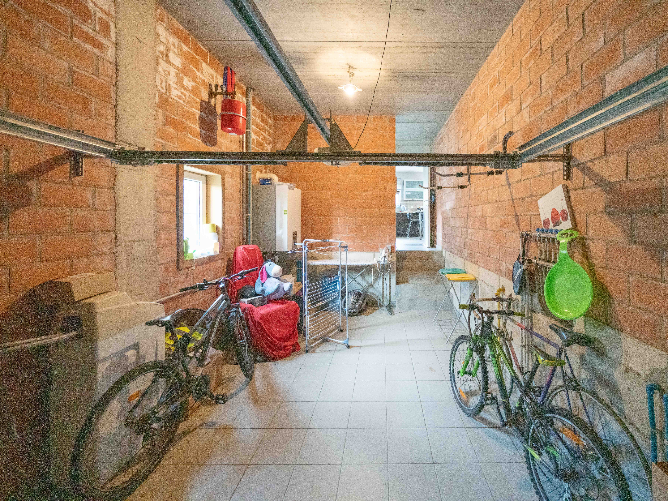 Recente villa (2013) met 4 kamers op een toplocatie! 