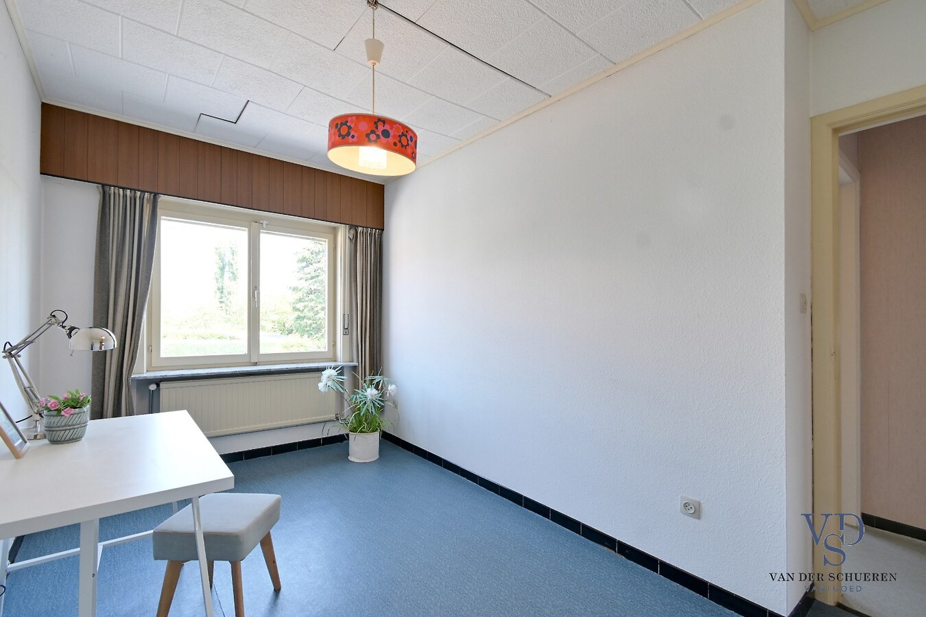 Ruime Half Open Bebouwing in rustige buurt 